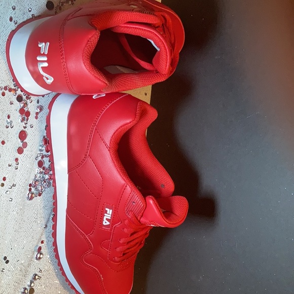 Fila athletic shoes - Picture 12 of 16